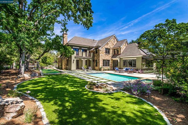 53 Hidden Oaks Dr., Lafayette, CA 94549