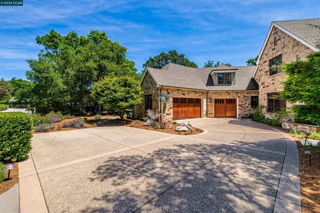 53 Hidden Oaks Dr., Lafayette, CA 94549