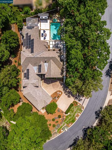 53 Hidden Oaks Dr., Lafayette, CA 94549