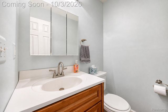 17459 Delaware Court, Macomb Township, MI 48044
