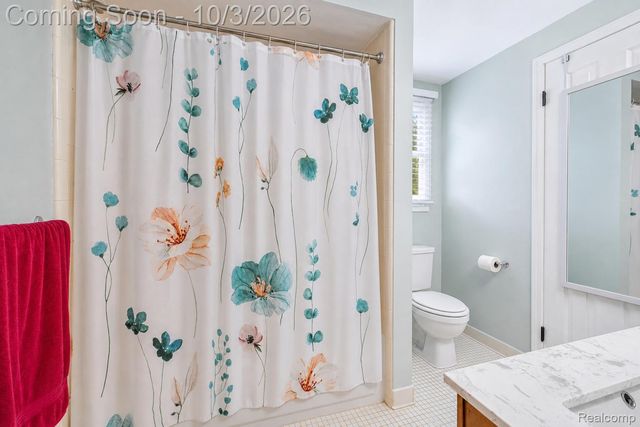 17459 Delaware Court, Macomb Township, MI 48044