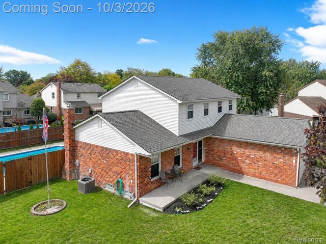 17459 Delaware Court, Macomb Township, MI 48044
