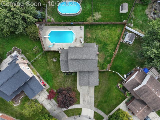17459 Delaware Court, Macomb Township, MI 48044