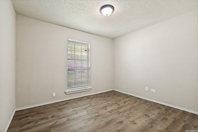 11419 BIG ELK DR, San Antonio, TX 78245