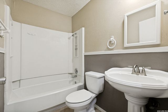 11419 BIG ELK DR, San Antonio, TX 78245