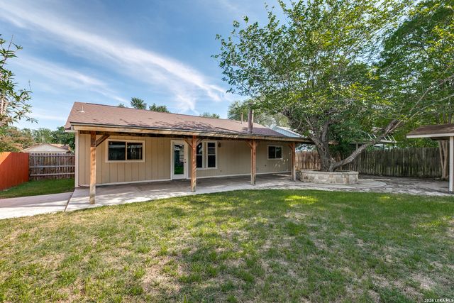 11419 BIG ELK DR, San Antonio, TX 78245