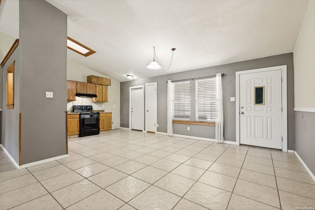 11419 BIG ELK DR, San Antonio, TX 78245