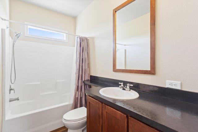 4390 Rolling Hills Rd, Sheridan, CA 95681