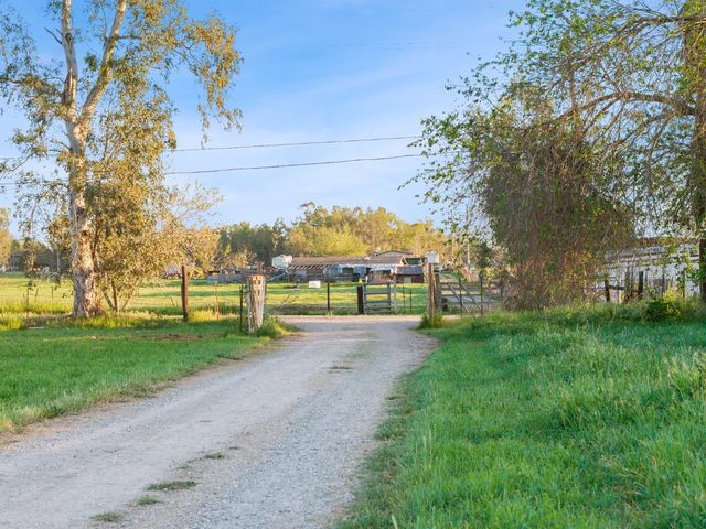 4390 Rolling Hills Rd, Sheridan, CA 95681