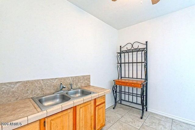 3115 N 55th Avenue, Phoenix, AZ 85031