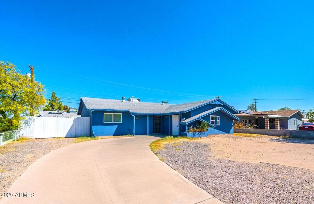 3115 N 55th Avenue, Phoenix, AZ 85031