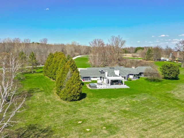 431 McGregor Point, Alburgh, VT 05440