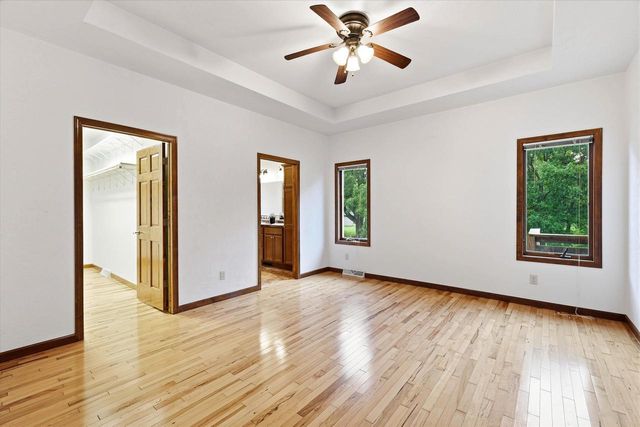 1276 PEMMICAN COURT, Neenah, WI 54956