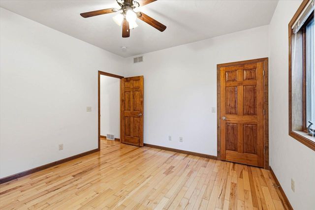 1276 PEMMICAN COURT, Neenah, WI 54956