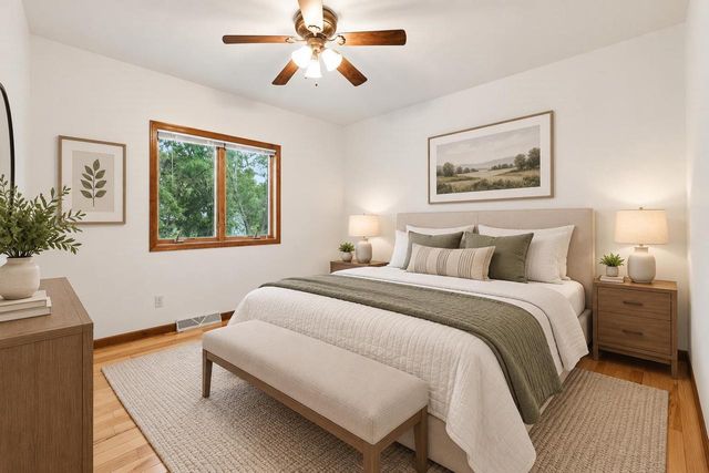 1276 PEMMICAN COURT, Neenah, WI 54956