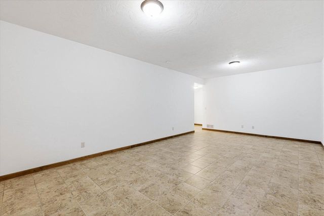 1276 PEMMICAN COURT, Neenah, WI 54956