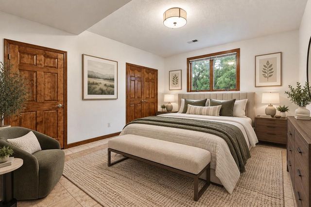 1276 PEMMICAN COURT, Neenah, WI 54956