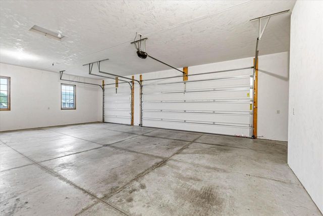 1276 PEMMICAN COURT, Neenah, WI 54956