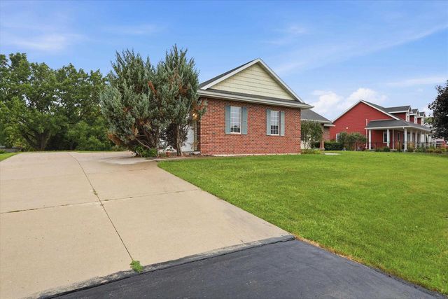 1276 PEMMICAN COURT, Neenah, WI 54956