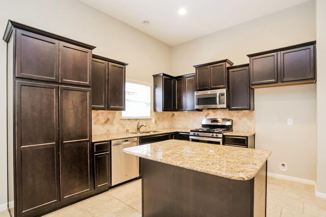 13346 Davenport Hills Lane, Humble, TX 77346