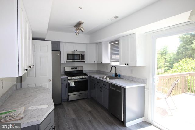 1632 MCNELIS DR, Southampton, PA 18966