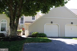 1632 MCNELIS DR, Southampton, PA 18966