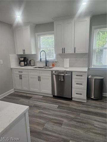 3898 Salisbury Road, South Euclid, OH 44121