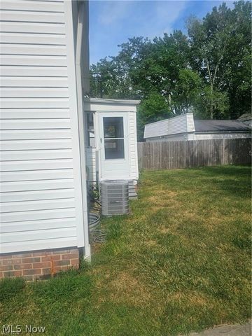 3898 Salisbury Road, South Euclid, OH 44121