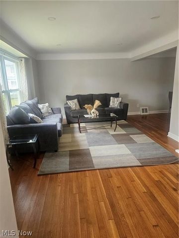 3898 Salisbury Road, South Euclid, OH 44121