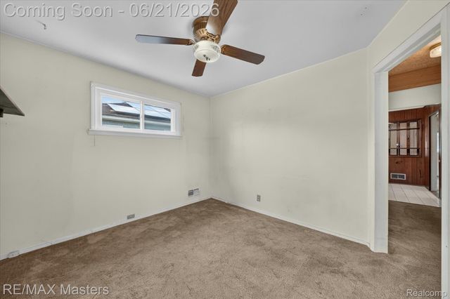 6449 Huron Street, Taylor, MI 48180