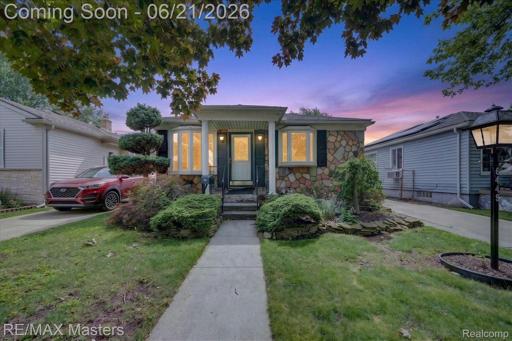 6449 Huron Street, Taylor, MI 48180