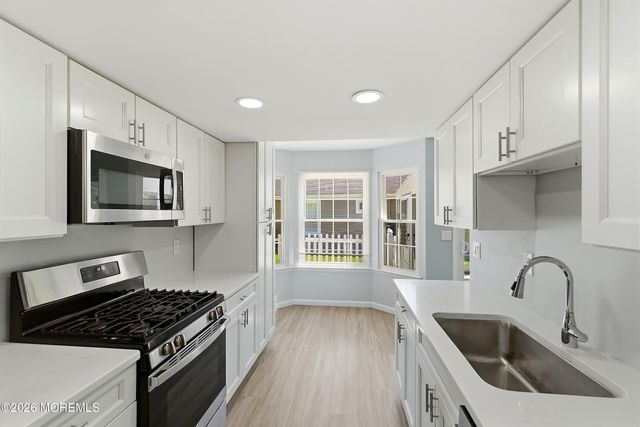 13 Abbey Court, Forked River, NJ 08731