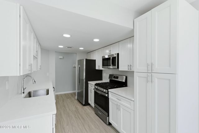13 Abbey Court, Forked River, NJ 08731