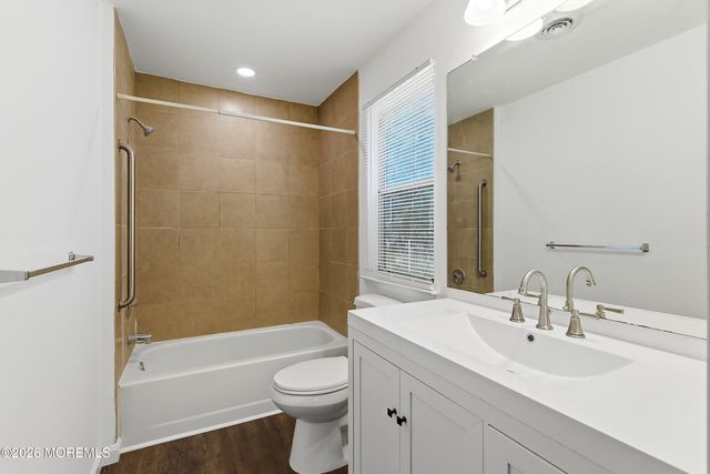 13 Abbey Court, Forked River, NJ 08731
