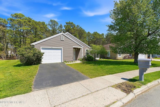 13 Abbey Court, Forked River, NJ 08731