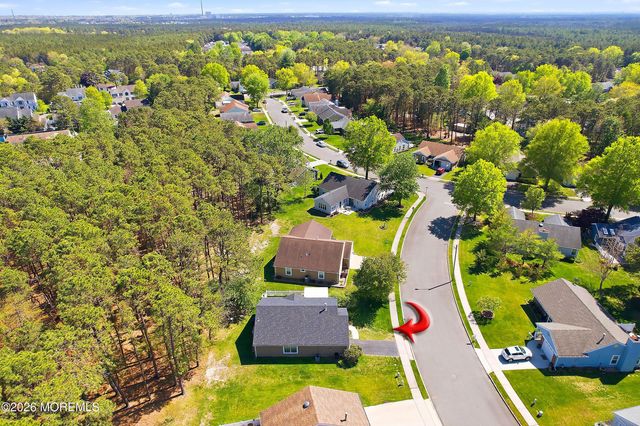 13 Abbey Court, Forked River, NJ 08731