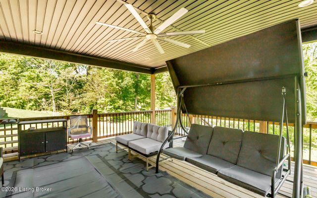 12319 Vanherr Dr, Louisville, KY 40299