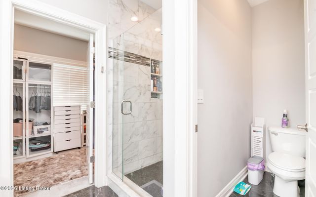 12319 Vanherr Dr, Louisville, KY 40299