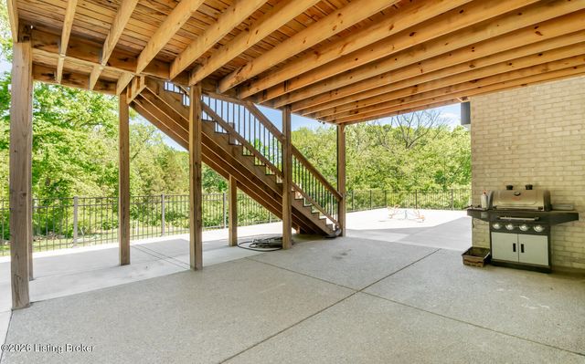 12319 Vanherr Dr, Louisville, KY 40299