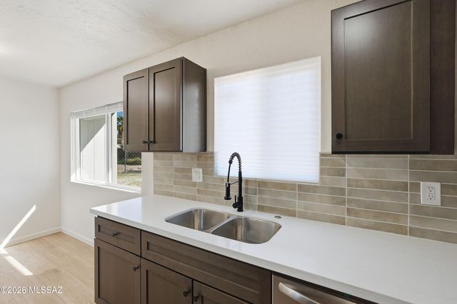 3601 S Calle Polar, Tucson, AZ 85730