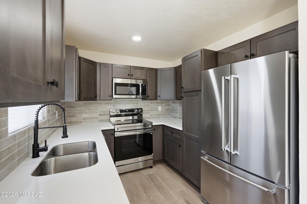 3601 S Calle Polar, Tucson, AZ 85730