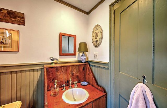 324 Pleasant Street, East Providence, RI 02916