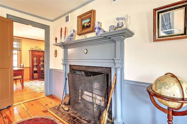 324 Pleasant Street, East Providence, RI 02916