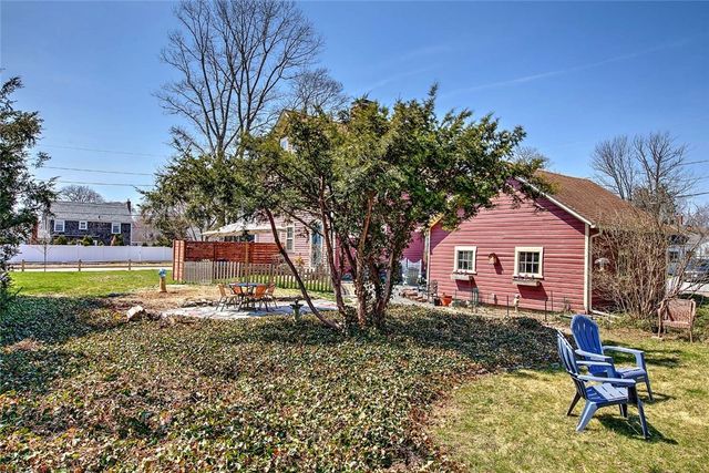 324 Pleasant Street, East Providence, RI 02916