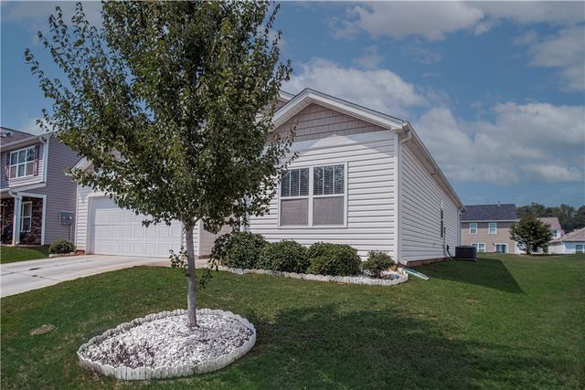 204 Sweetgrass Lane, Piedmont, SC 29673
