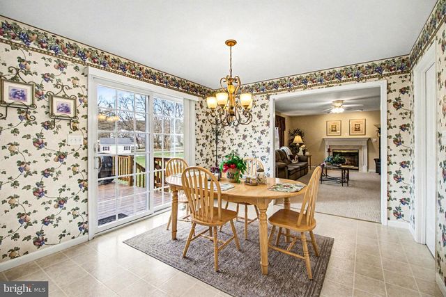 5940 HUNTINGTON CMNS, Enola, PA 17025