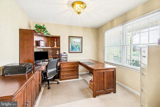 5940 HUNTINGTON CMNS, Enola, PA 17025