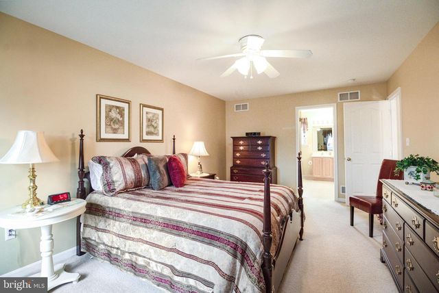 5940 HUNTINGTON CMNS, Enola, PA 17025