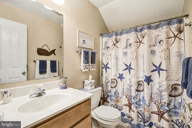 5940 HUNTINGTON CMNS, Enola, PA 17025