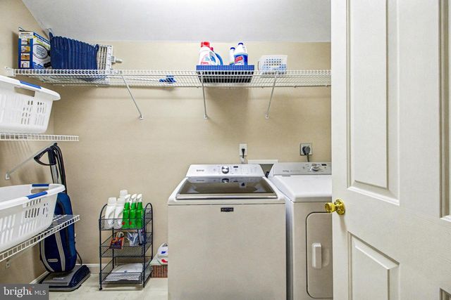 5940 HUNTINGTON CMNS, Enola, PA 17025